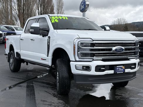 Used 2024 Ford F350 Limited w/ FX4 Off-Road Package image 4