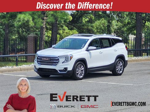 Certified 2024 GMC Terrain SLT FWD image 1