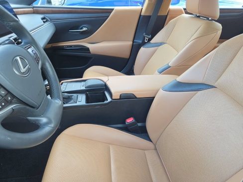 Used 2022 Lexus ES 350 w/ Premium Package FWD image 5