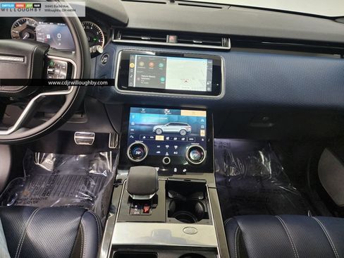 Used 2023 Land Rover Range Rover Velar R-Dynamic S AWD/4WD image 17