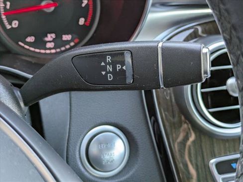 Used 2015 Mercedes-Benz C 300 Sedan image 12