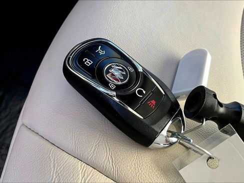 Used 2022 Buick Enclave Premium w/ Experience Buick Package image 36