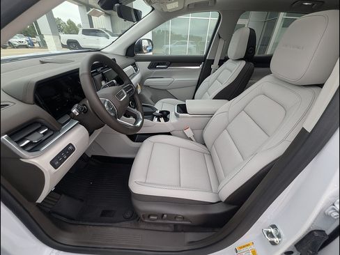New 2027 GMC Terrain Denali w/ LPO, Floor Liner Package AWD/4WD image 11