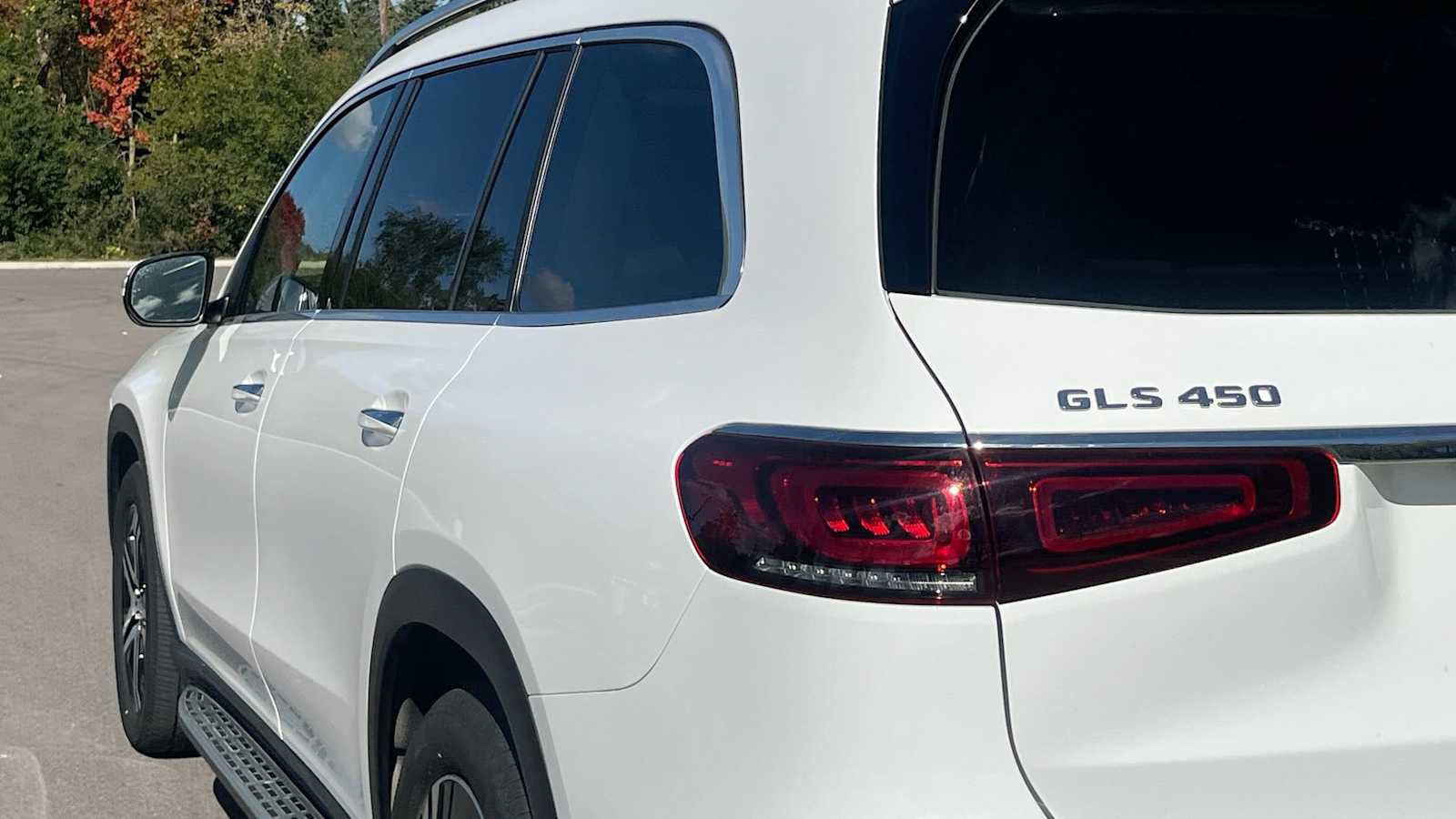 Certified 2023 Mercedes-Benz GLS 450 4MATIC image 18
