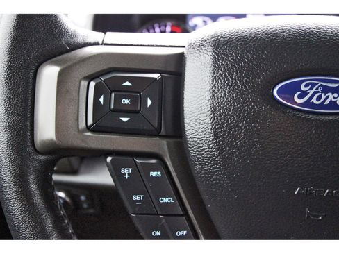 Used 2020 Ford Expedition XLT w/ Equipment Group 202A RWD image 19