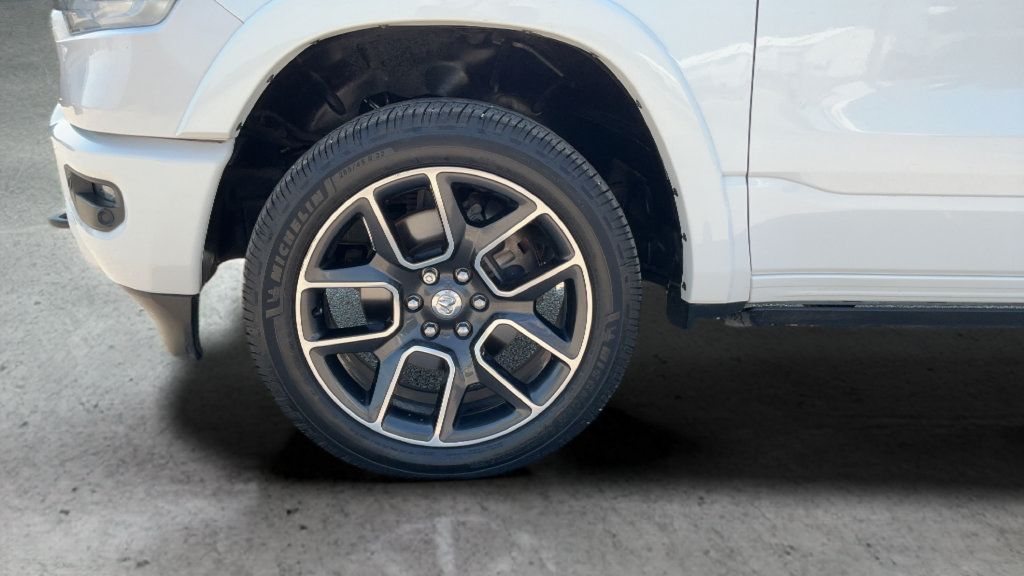 Used 2019 RAM 1500 Laramie AWD/4WD image 25
