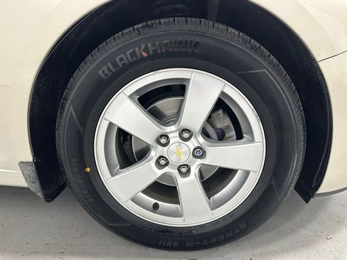 Used 2015 Chevrolet Cruze LT FWD image 57
