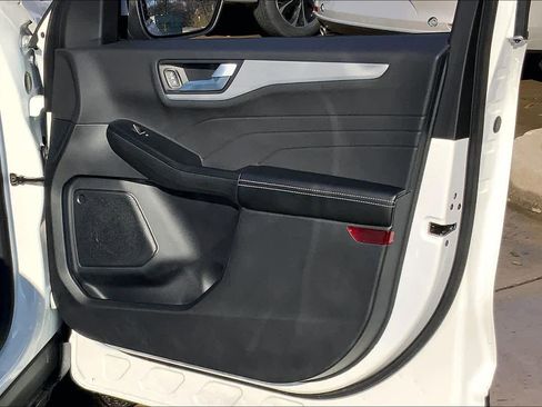 Used 2026 Ford Escape Platinum w/ Equipment Group 601A image 23