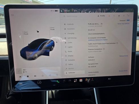 Used 2018 Tesla Model 3 Long Range RWD image 19