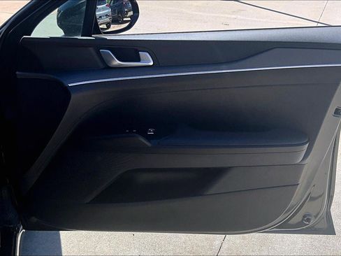 Used 2025 Kia K5 LXS FWD image 28