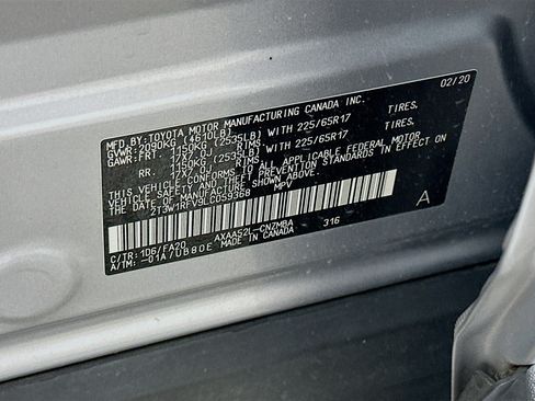 Used 2020 Toyota RAV4 XLE FWD image 12