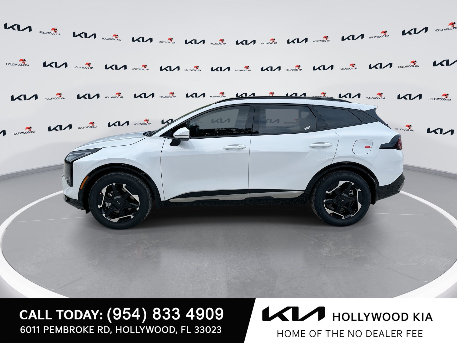 New 2026 Kia Sportage SX FWD image 5