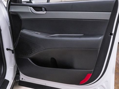Certified 2025 Hyundai Palisade SEL FWD image 28