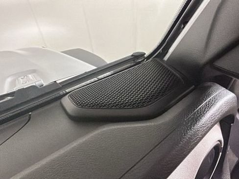 Used 2024 Jeep Wrangler Unlimited AWD/4WD image 31