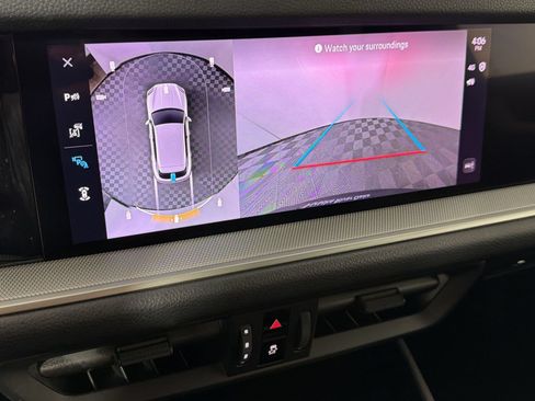 Certified 2024 Porsche Cayenne AWD/4WD image 20