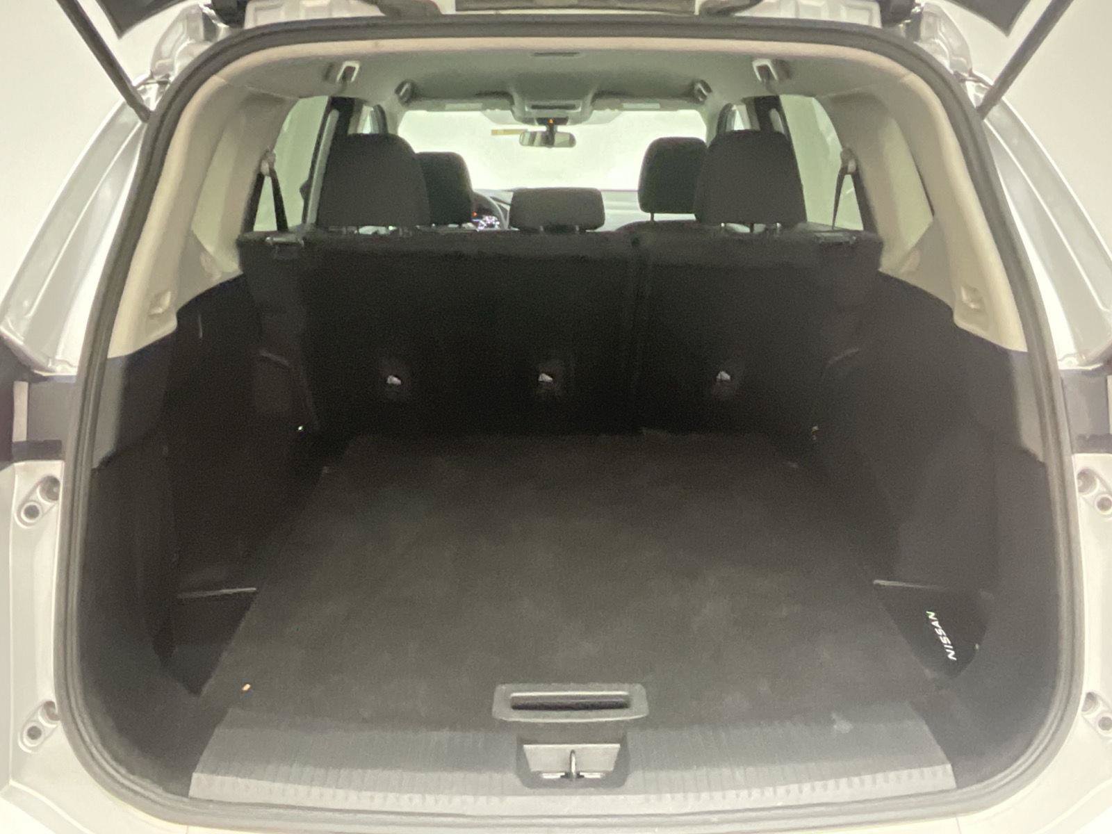 Used 2024 Nissan Rogue S FWD image 27