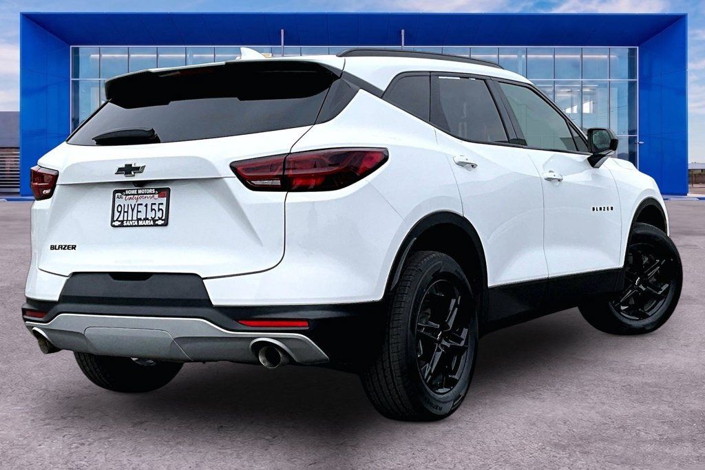 Used 2023 Chevrolet Blazer LT w/ Convenience Package FWD image 23