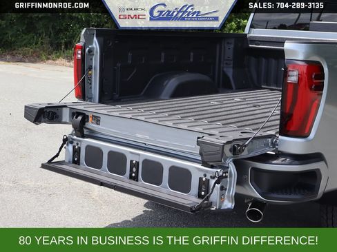 New 2026 GMC Sierra 2500 Denali w/ Denali Reserve Package AWD/4WD image 33