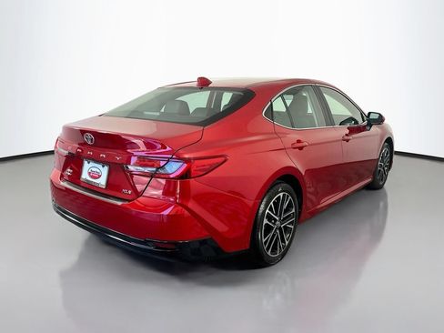 Used 2026 Toyota Camry XLE AWD/4WD image 5