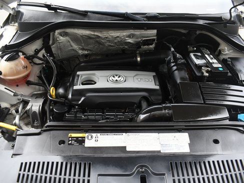 Used 2017 Volkswagen Tiguan S AWD/4WD image 29