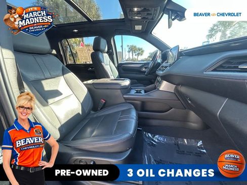 Used 2022 Chevrolet Suburban RST w/ Luxury Package image 23