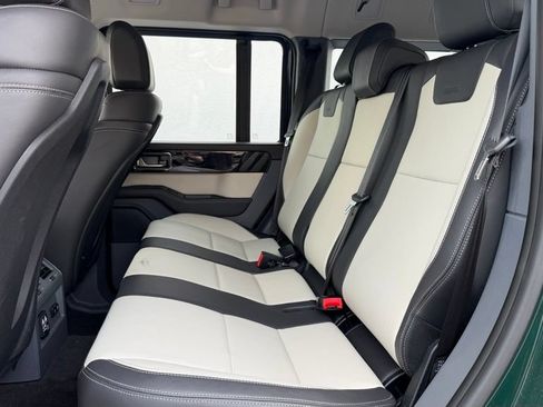 Used 2024 INEOS Grenadier AWD/4WD image 6