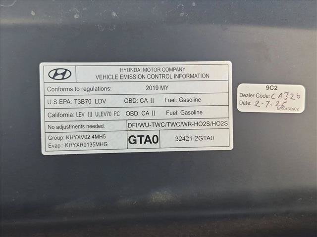 Used 2019 Hyundai Santa Fe Limited FWD image 16