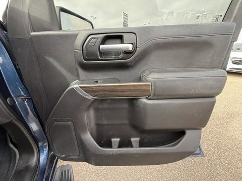 Used 2021 Chevrolet Silverado 1500 LT image 30