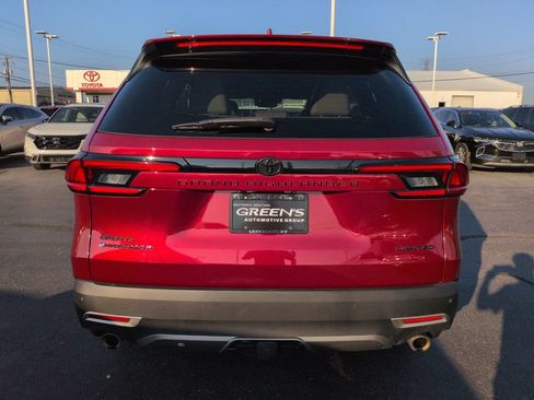 Certified 2025 Toyota Grand Highlander AWD Hybrid image 4