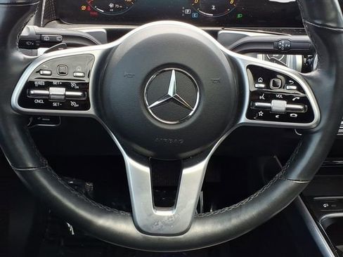 Used 2022 Mercedes-Benz GLB 250 4MATIC image 16