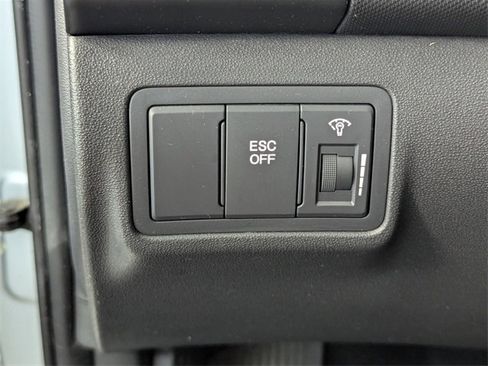 Used 2009 Hyundai Elantra image 28