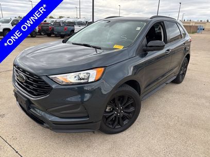 Used 2023 Ford Edge SE w/ Black Appearance Package