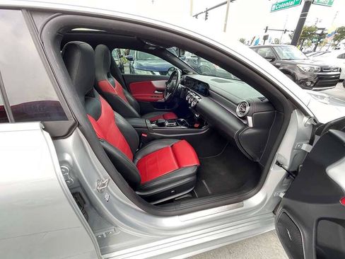 Used 2021 Mercedes-Benz CLA 250 4MATIC image 13