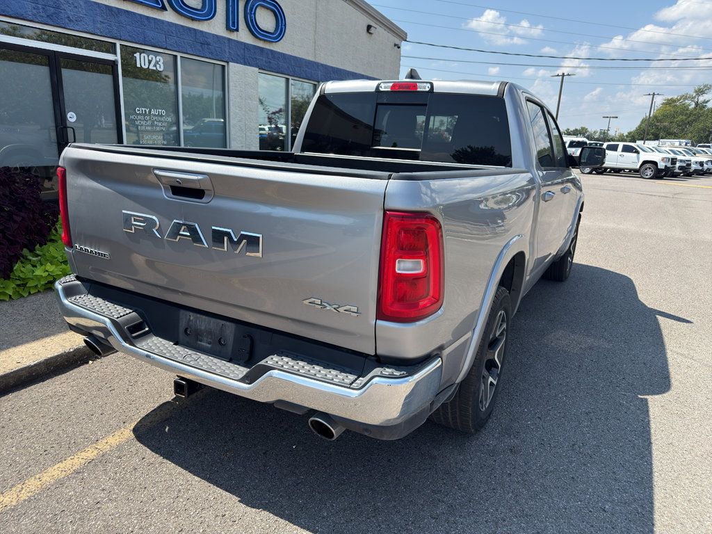 Used 2025 RAM 1500 Laramie AWD/4WD image 3