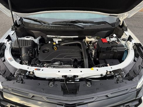 New 2026 Chevrolet Equinox LT image 16