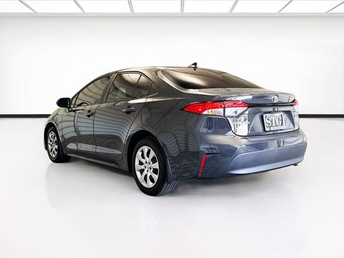 Used 2025 Toyota Corolla LE FWD image 6