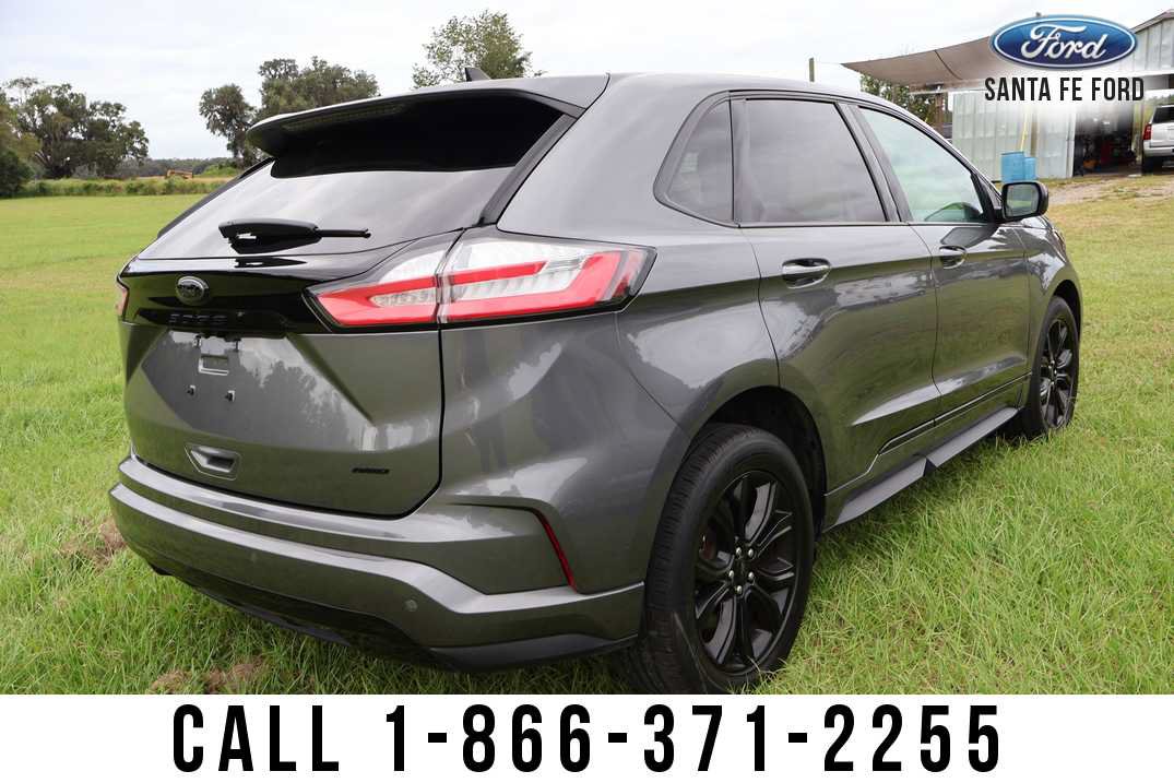 Used 2023 Ford Edge SE w/ Black Appearance Package AWD/4WD image 3