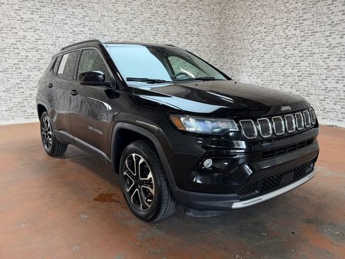 Used 2022 Jeep Compass Limited AWD/4WD image 8