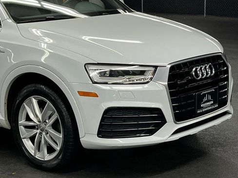 Used 2018 Audi Q3 2.0T Premium Plus w/ Premium Plus Package image 40
