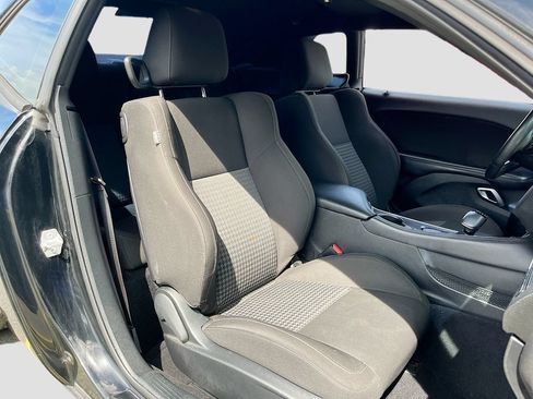 Used 2020 Dodge Challenger GT RWD image 25