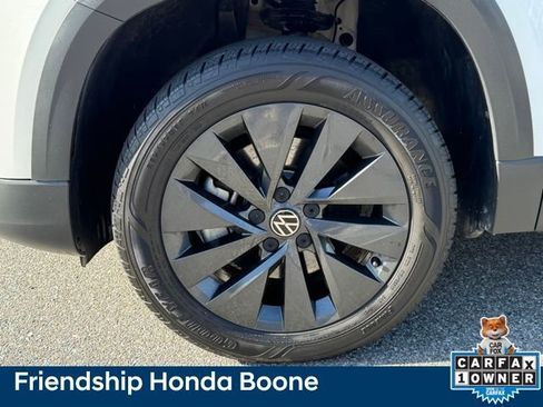 Used 2022 Volkswagen Taos S image 10