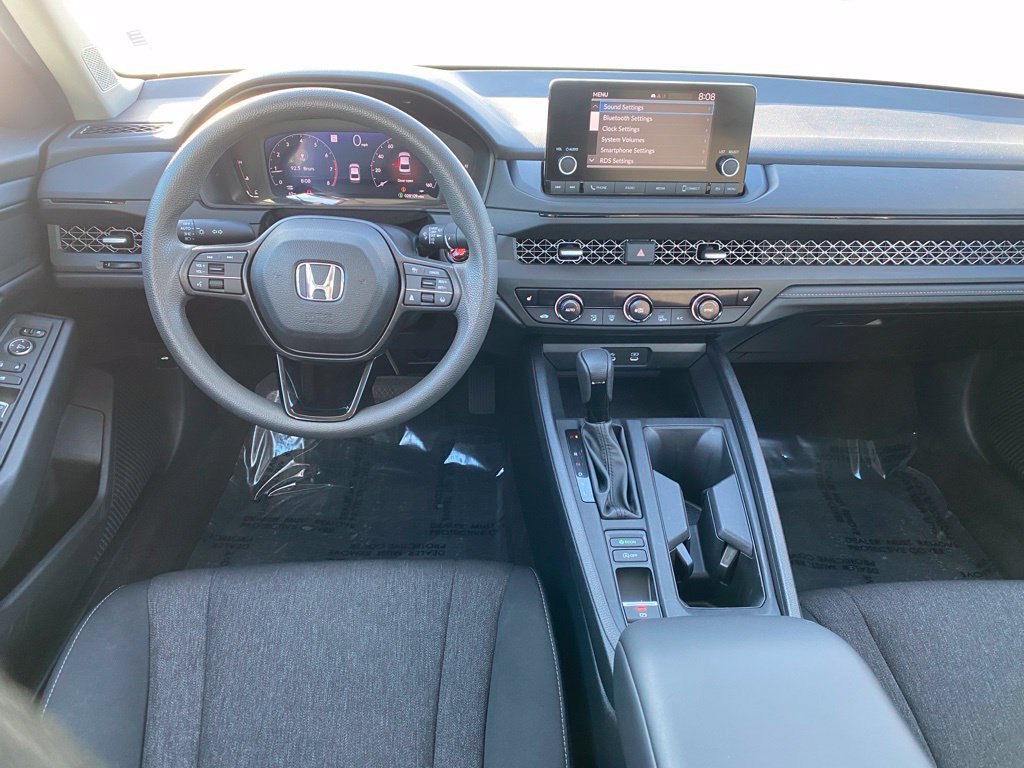 Certified 2023 Honda Accord EX image 13