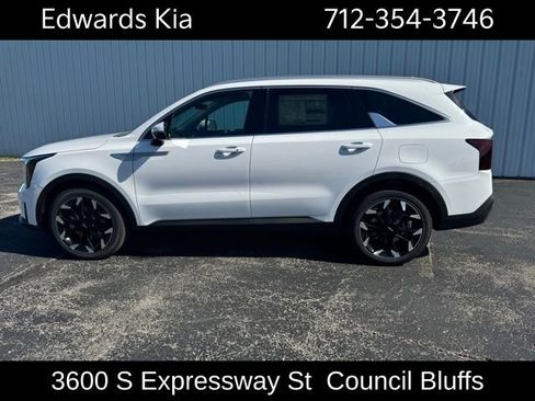 New 2025 Kia Sorento EX w/ Panoramic Sunroof Package FWD image 11