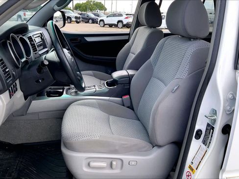 Used 2008 Toyota 4Runner SR5 image 8