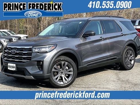 New 2026 Ford Explorer Active w/ Active Comfort Package image 2