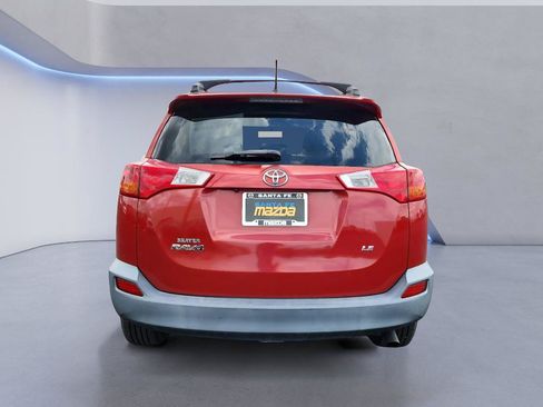 Used 2013 Toyota RAV4 LE FWD image 7