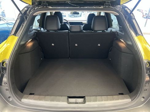 New 2026 Nissan Kicks SR w/ Cold Weather Package image 37