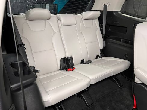 Used 2025 Kia Telluride S AWD/4WD image 26