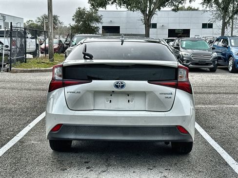 Used 2020 Toyota Prius XLE image 5