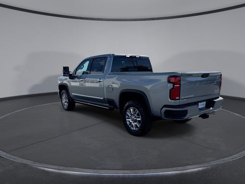 New 2026 Chevrolet Silverado 2500 High Country w/ High Country Premium Package AWD/4WD image 11